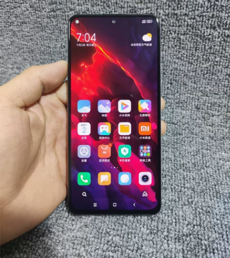 红米K40S 8G+256G 下方真机照片...