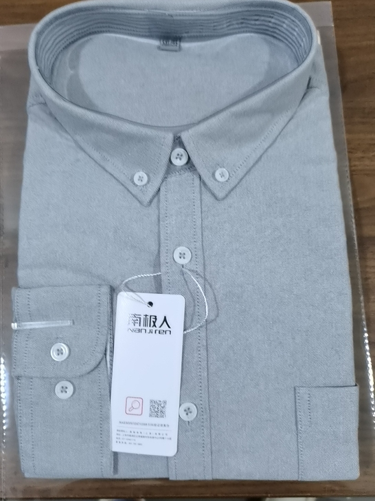 南极人纯棉牛津纺长袖衬衫春秋款，品质很好，...