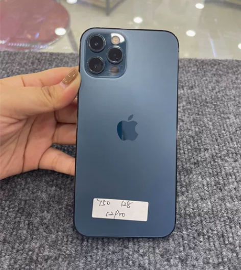 12pro 128 价低有划痕纯原 感兴趣...