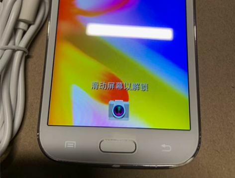三星GAlAXY Win GT-i8552...