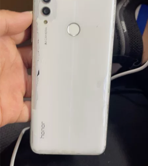 荣耀10 青春 4+64 开机屏幕坏 感兴...