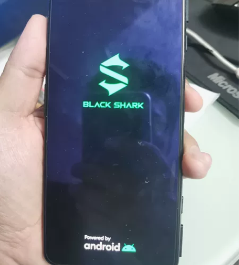 黑鲨4pro   12+256g，修过主板...