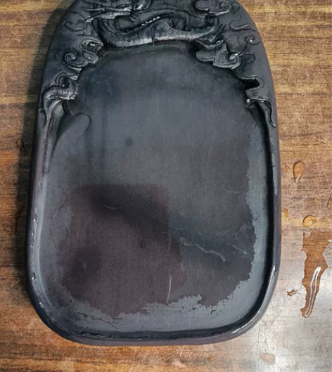 老端砚 坑仔岩端砚，手工雕刻龙纹砚台，石质...