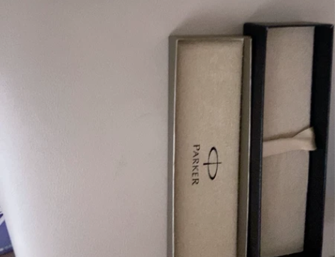 派克签字笔，笔芯自备！  感兴趣的话点“我...