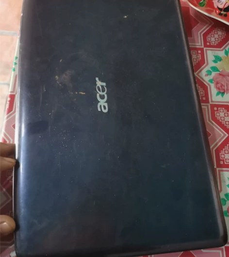 宏基5740g 自用 电池不耐用的 花屏了...