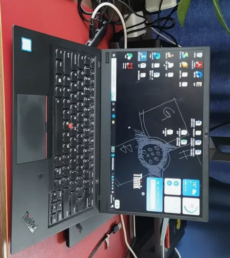 Thinkpad  X1Carbon  9...