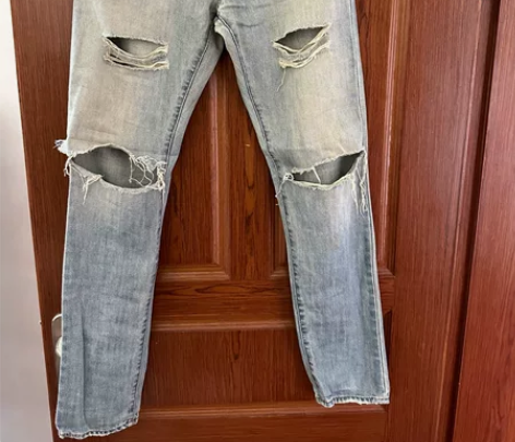 （帮男友出）破洞牛仔裤，腰围42，闲置 感...