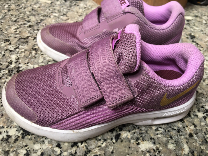 nike air max气垫跑鞋，官网买的...