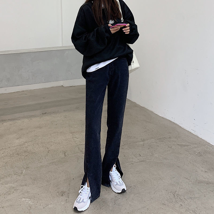 高腰黑色微喇开叉牛仔裤女显瘦修身直筒秋冬阔...