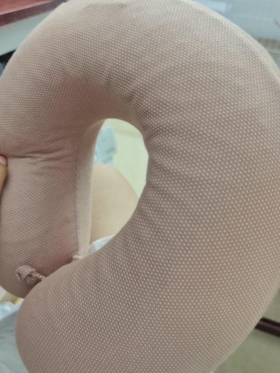 头枕 U形枕 几乎全新  买了以后一直没机...