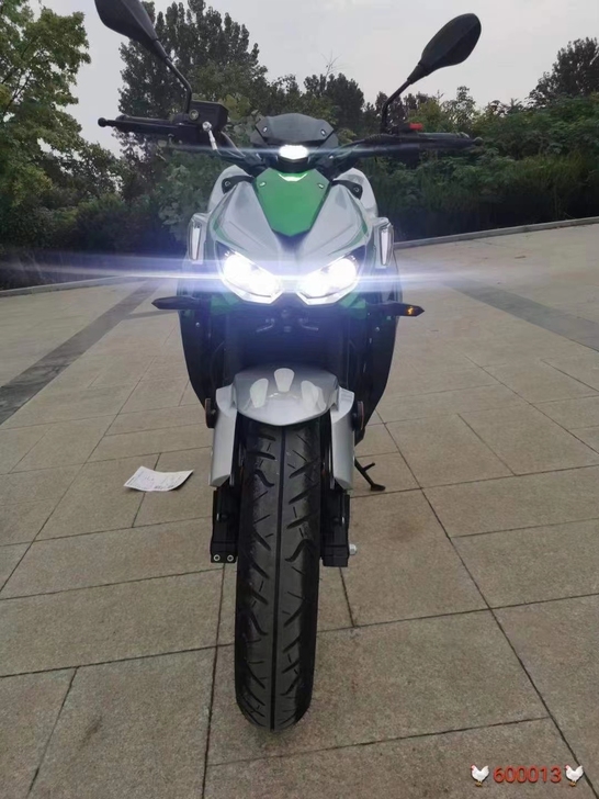特价  正宗大厂川崎z1000款N19 全...