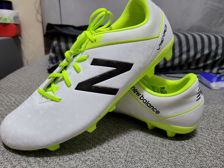 New Balance Visaro 中端...