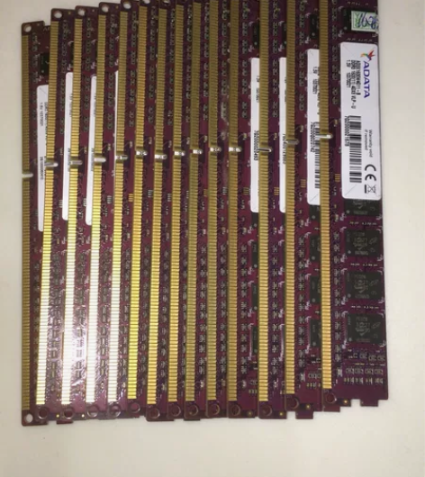 威刚ddr3 4G 1600内存条，单面内...