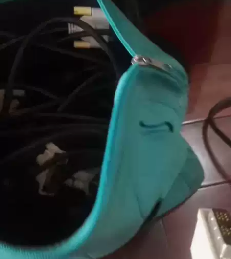 电脑 显示器 dvi数据线 有个七八条 五...