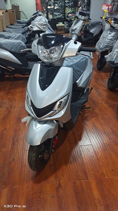 京B公户铃木小海豚110，现货一台，刚上的...