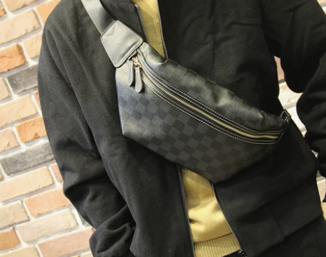 男士斜挎包胸包单肩包时尚潮流背包格子复古小...