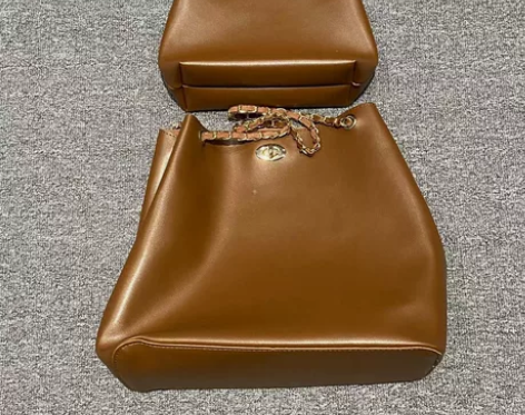 粉丝福利！全新！女士链条背包！焦糖色！颜色...