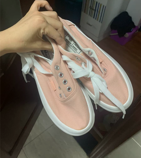 全新 粉色帆布鞋 37码 感兴趣的话点“我...
