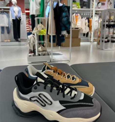 斐乐芝士鞋，专柜专供#SHOEBOX/鞋柜...