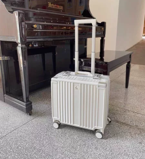 全新  未拆封   低价出 感兴趣的话点“...