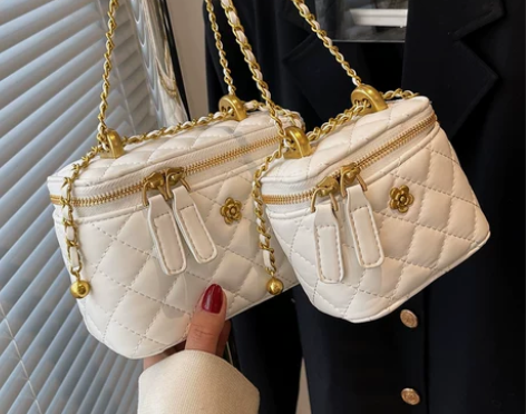 小包包女高级感白色2021新款2022质感...