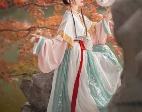 醉雨朵兔莲语汉服女正品原创兔莲语，醉雨朵汉...