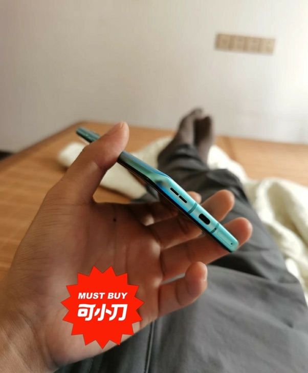 预出一台1+8T首发购买（12+256）