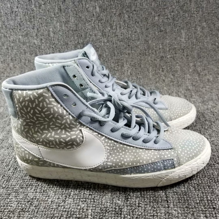 37.5码耐克休闲鞋高帮成色很好女鞋