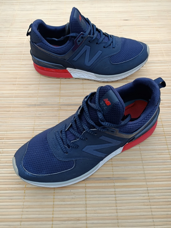 二手鞋， 42.5码新百伦，实拍无虑镜，收...