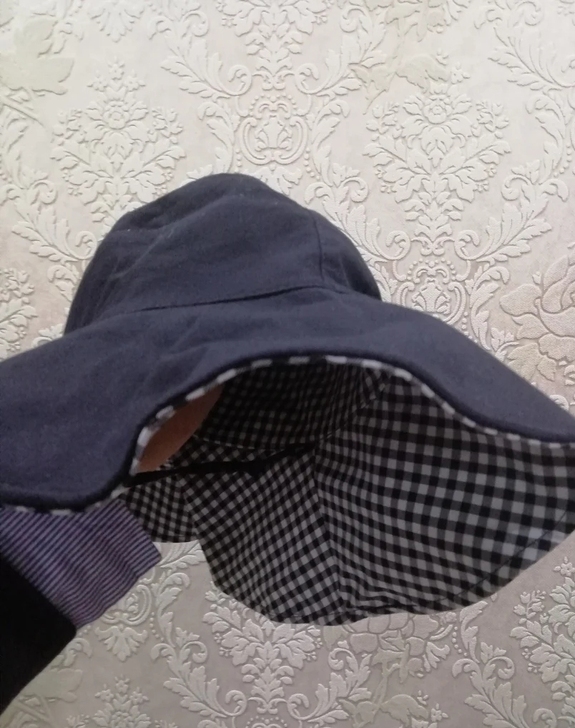 两色两用渔夫帽 全新 可以两面用的渔夫帽,...