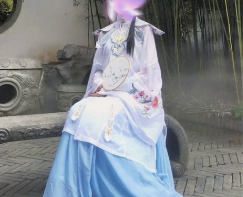 五五年绝版汉服：朝花晚 + 刺绣云肩   ...