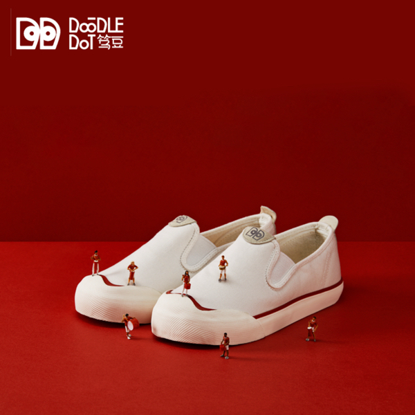 笃豆小帆布白鞋