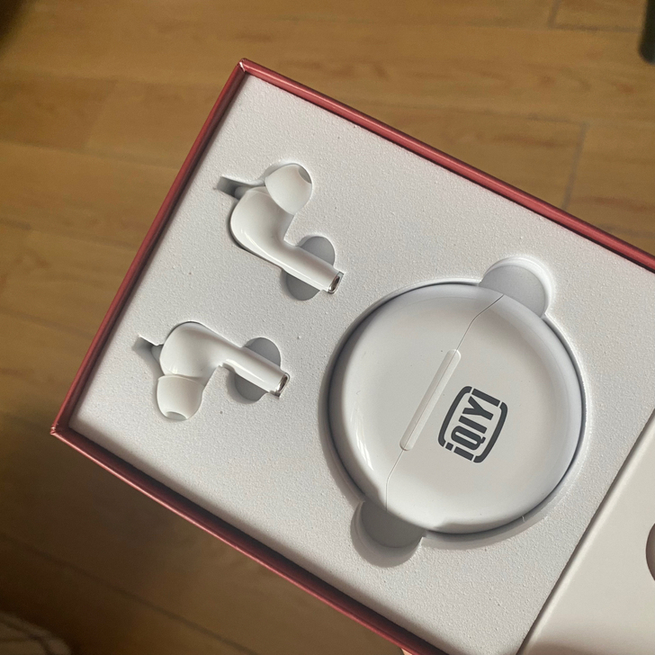 出蓝牙耳机T104！！