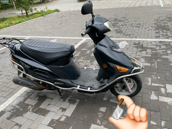 出售铃木王踏板摩托车，什么证件都丢失，不要...