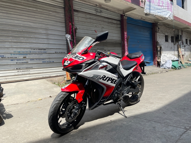 家门口放不下了，山羊v6价格便宜