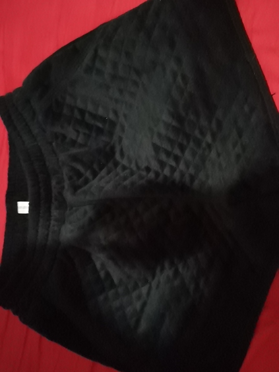 之前开服装店，留下的全新呢子短裤，20元转