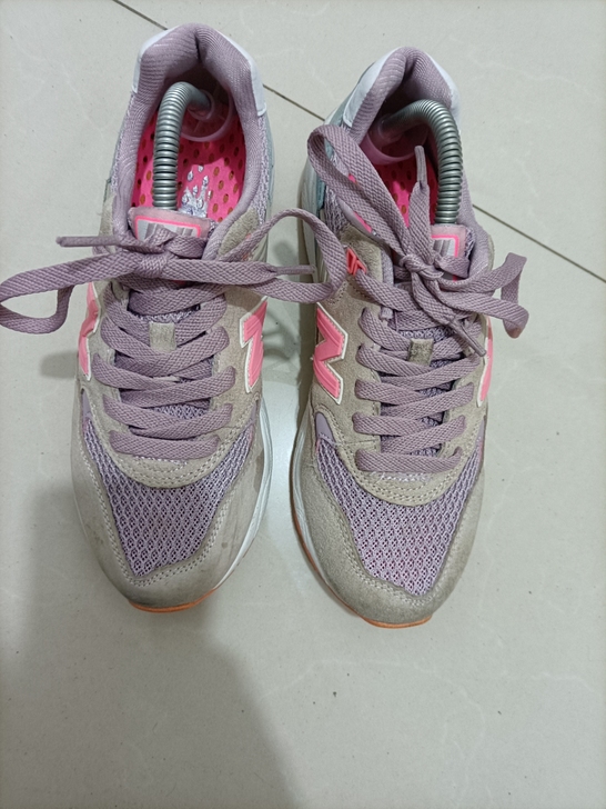 新百伦 36码女士大童运动鞋