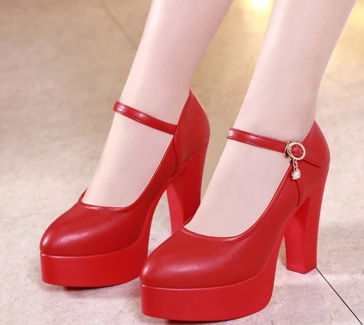红色真皮旗袍鞋超高跟粗跟防水台单鞋模特T台...