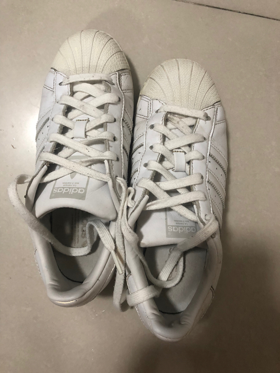 阿迪三叶草正品36.5码