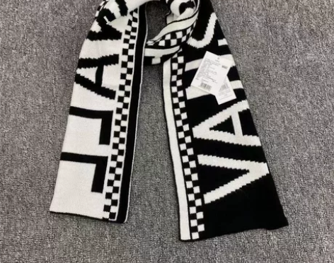VANS 时尚潮流大logo针织围巾，凛冬...