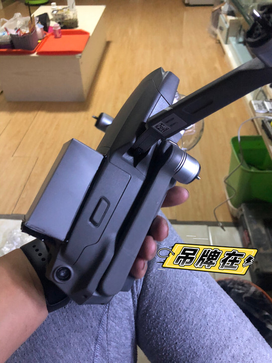 大疆  御二   代改7700容量电池40...