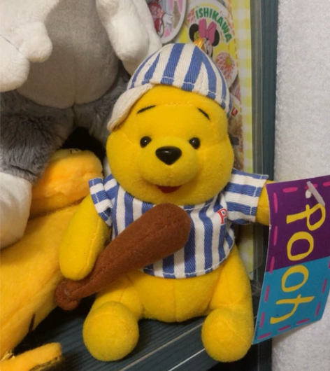 中古棒球噗噗绝版 迪士尼棒球运动员小熊维尼...