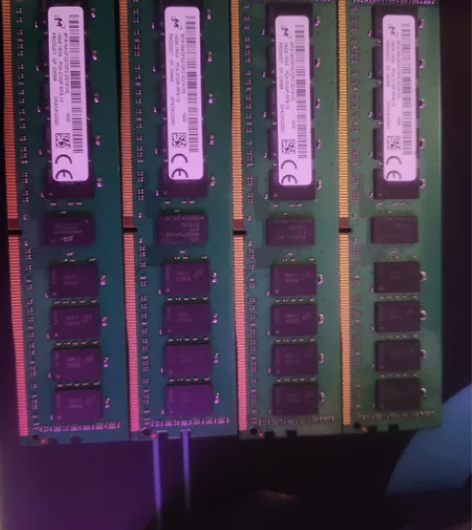 出四个镁光的条子，成色很新。最近要换电脑所...