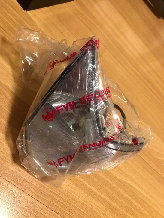 品牌型号 雅马哈飞鹰rsz前大灯总成