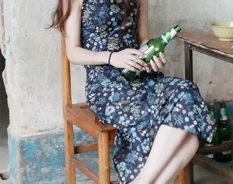 2020夏新款文艺棉麻修身长款碎花旗袍式连...