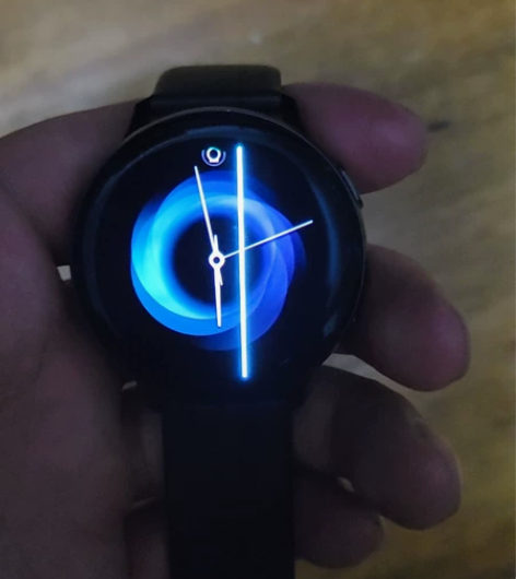 三星watch active2韩版,屏幕有...