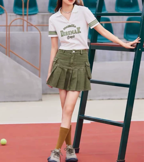 爱依服活泼减龄工装风休闲上衣 感兴趣的话点...