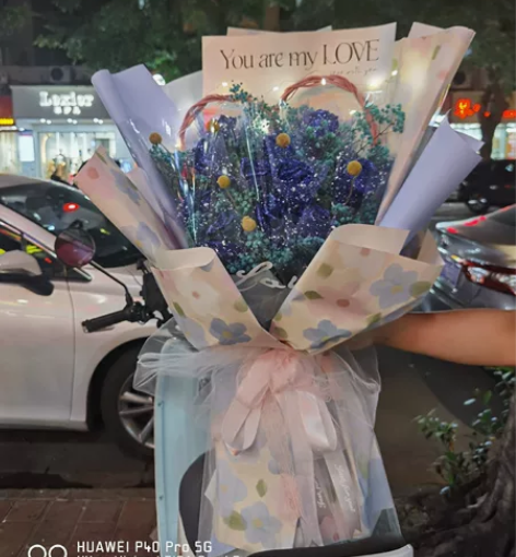 广州鲜花同城 玫瑰鲜花花束花篮台花 新鲜玫...