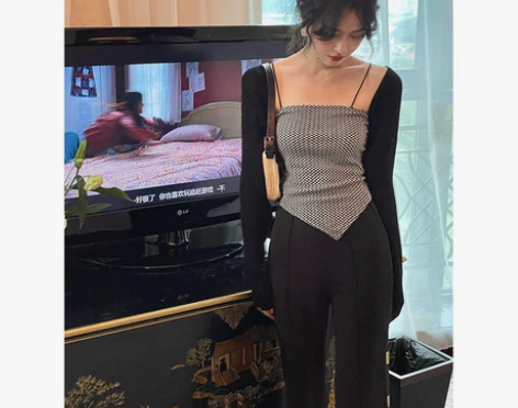 酒午港风复古2022夏季  格子小吊带背心...