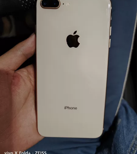 苹果8Plus 国行 64G 99新 翻新...